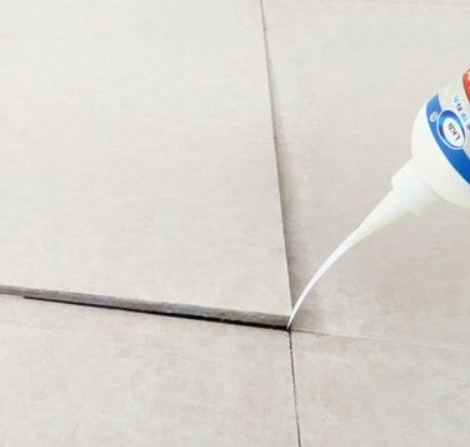 滨海新瓷砖空鼓维修公司分享卫生间瓷砖脱落的原因可能有以下几点